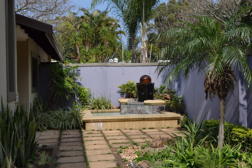 Mahogany House - Solar Powered Villa Ballito Exteriör bild